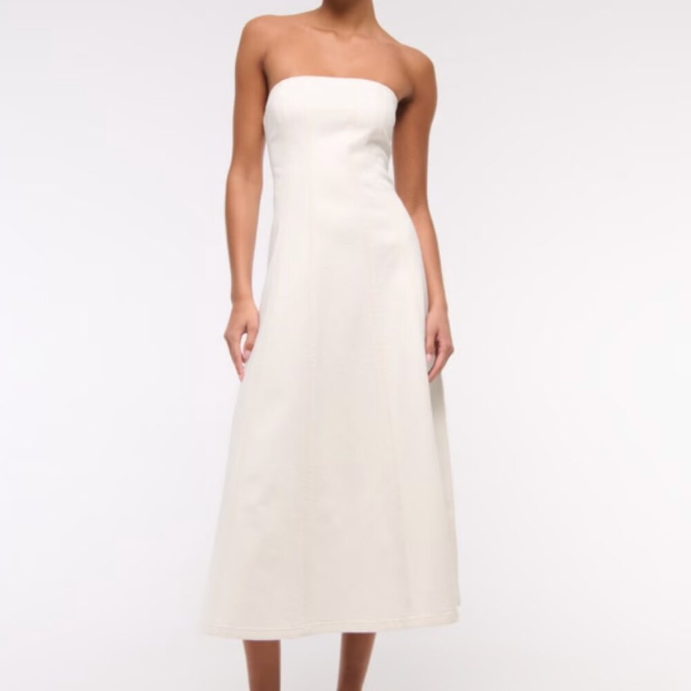 The A&F Mila Strapless Denim Midi Dress